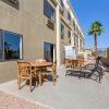 Отель Comfort Inn & Suites Surprise Near Sun City West, фото 25