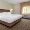 Отель Candlewood Suites Athens, an IHG Hotel, фото 50