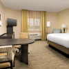 Отель Candlewood Suites I-26 at Northwoods Mall, an IHG Hotel, фото 3
