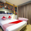 Отель OYO 1057 Premier Guest House, фото 7