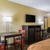 Отель Quality Inn & Suites Greensburg, фото 23