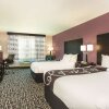 Отель La Quinta Inn & Suites by Wyndham Russellville, фото 3