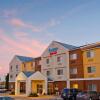 Отель Fairfield Inn & Suites by Marriott Champaign в Шампейн