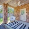 Отель Chic Navarre Getaway w/ Large Yard: 4 Mi to Beach!, фото 14