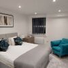 Отель Modern 2 Bedroom Apartments - Camberley, фото 4