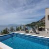 Отель Stunning Villa in Drasnice With Private Pool в Драшнице