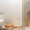 Отель Spacious, Light-filled Period Apartment - Central Bath, фото 14
