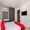 Отель OYO 10614 Hotel Glassotel, фото 18