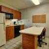 Отель MainStay Suites Wilmington - University Area, фото 28