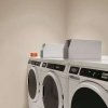 Отель La Quinta Inn & Suites By Wyndham Orlando - Idrive Theme Parks, фото 6