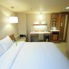 Отель Kindness Hotel - Tainan Chihkan Tower, фото 2