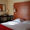 Отель Hostellerie Du Lys - Hôtel & Restaurant в Ламорле