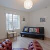 Отель 1 Bedroom Apartment in Notting Hill Accommodates 3, фото 1