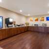 Отель Comfort Inn & Suites, фото 8