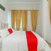 Отель RedDoorz Syariah near Simpang Sekip Palembang, фото 6