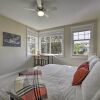 Отель Sunny Seattle Home w/ Deck ~ 6 Mi to Downtown, фото 5