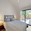 Отель Stylish East Austin - Near Downtown & River 3 Bedroom Home, фото 6