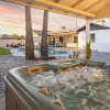 Отель Grayhawk by Avantstay Modern Home w/ Pool, Hot Tub, Bocce, Fire Pit, Pool Table, Putt-putt & Putting, фото 13