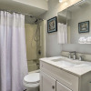Отель South Philly Townhome: 3 Mi to Center City, фото 8