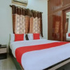 Отель OYO 22900 Sri Sai Suites, фото 8