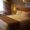 Отель SureStay Plus Hotel By Best Western Salmon Arm, фото 5