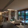 Отель DoubleTree Resort by Hilton Hotel Hainan - Qixianling Hot Spring, фото 1