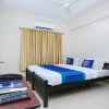 Отель Chaitanya Complex By OYO Rooms, фото 10