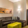 Отель Comfort Inn & Suites, фото 7