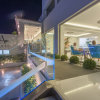 Отель Azure Resort & Spa, фото 1