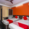 Отель OYO 22837 Chairmen's Hotel, фото 5
