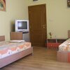 Отель Family Hotel Kavrakovi, фото 2