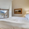 Отель Newly Renovated, 2br Red Hawk Lodge 2301- Kids Ski Free! 2 Bedroom Townhouse by Redawning, фото 4