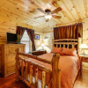 Отель Pet-friendly Broken Bow Cabin w/ Fire Pit!, фото 10