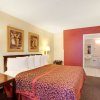 Отель Quality Inn & Suites Orlando East - UCF Area, фото 4