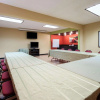 Отель Quality Inn Airport East, фото 7