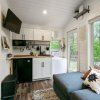 Отель Tiny Adventura Secluded Tiny Home: With Hot Tub Wi-fi 1 Bedroom Bungalow by Redawning, фото 24