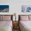 Отель Mt Williamson Motel and Basecamp, фото 3