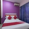 Отель OYO 90296 Red Orange Hotel Port Klang, фото 3