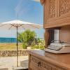 Отель Platanias Beachfront Villa Elsa-90m To Main Square, фото 10