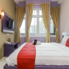 Отель RedDoorz Plus near Stasiun Bekasi, фото 19