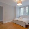 Отель 3 Bedroom House With Garden In Brondesbury, фото 5