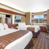 Отель Microtel Inn And Suites Green Bay, фото 11