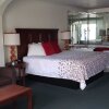 Отель Budgetel Inn Suites Pine Mountain, фото 6