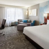 Отель Courtyard by Marriott Downtown Ottawa, фото 5