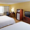 Отель Courtyard by Marriott Columbus Airport, фото 5