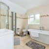 Отель Modern 3 Bed Home - Solihull Centre, фото 7