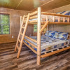 Отель SmokyStays 10 Bedroom Cabin, фото 16