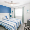 Отель Calming Waves - 2 1 Condo 1 Block From Beach, фото 2