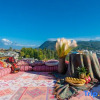 Отель Lijiang Ancient City Meets Jiaren · White Horse Light Luxury · Snow Mountain View Homestay, фото 3