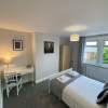 Отель Storey Apartment - 2 Bedroom Upstairs Flat, фото 3